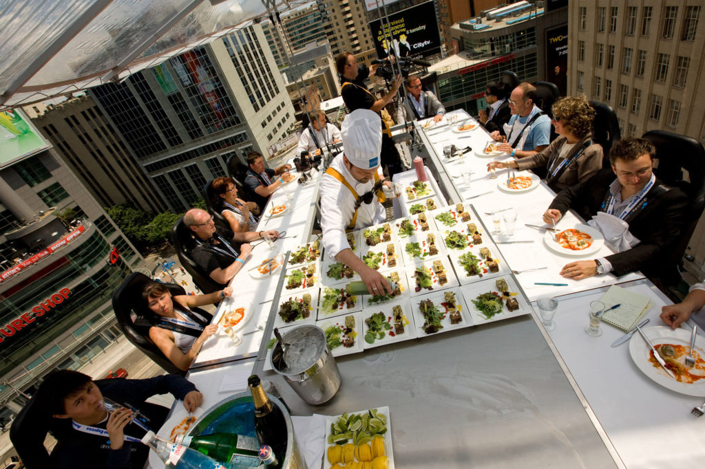 2_monte carlo_dinner in the sky