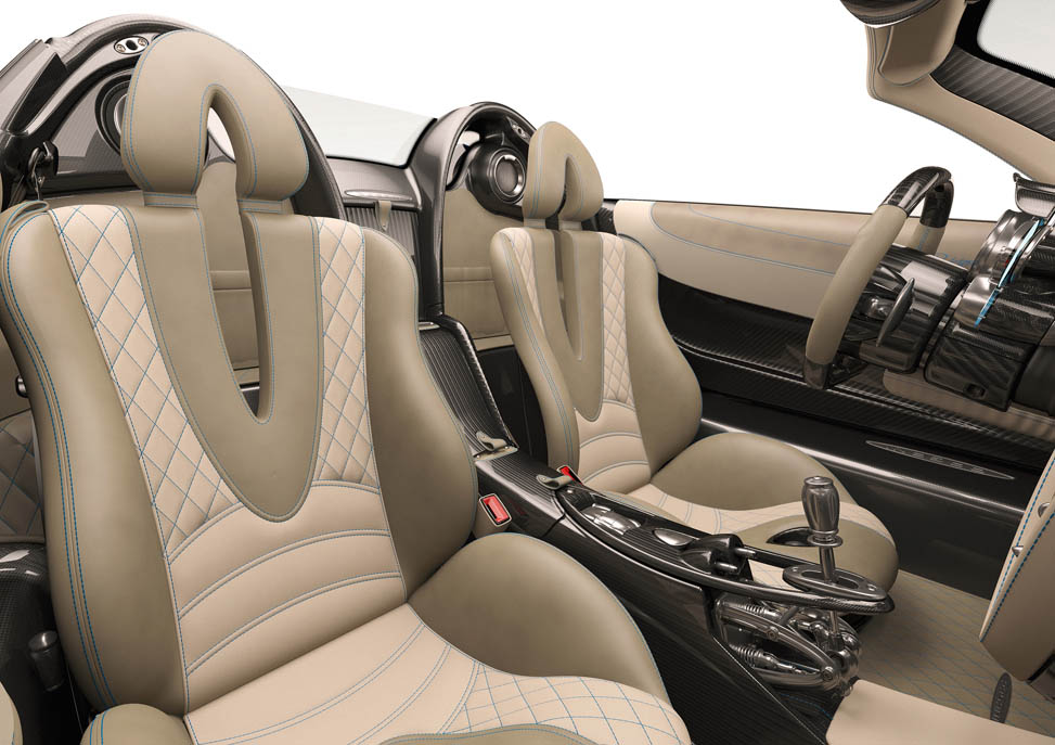 Huayra Roadster Ginevra seats