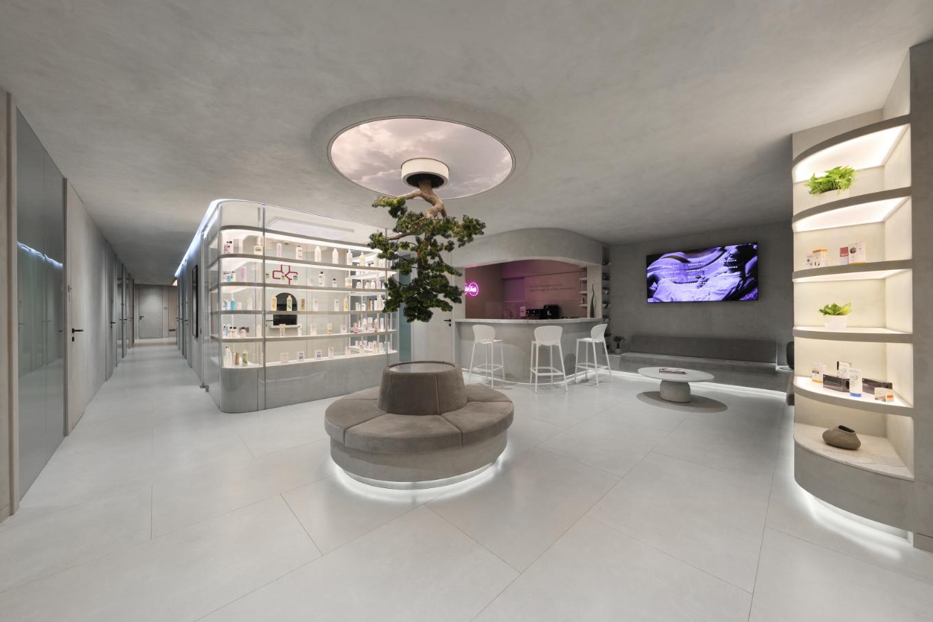 Whats New in the World of Luxury Brands-Image 3