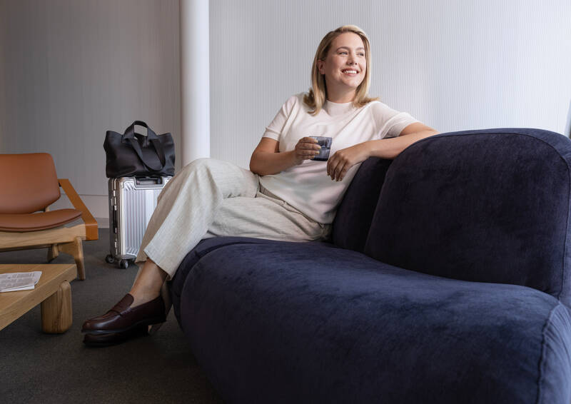 Finnair Unveils Luxurious New Lounge at Helsinki Airport-Image 1