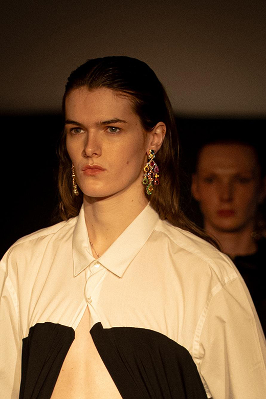 What’s Buzzing Fashion, Tech, and Travel Picks You Can’t Miss-Image 10