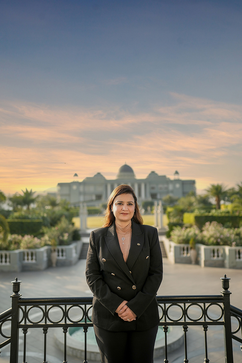 Women Who Lead: Leading with Clarity & Conviction